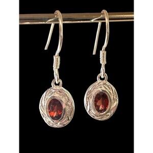 Sterling Sliver 925 Garnet Dangle Earrings